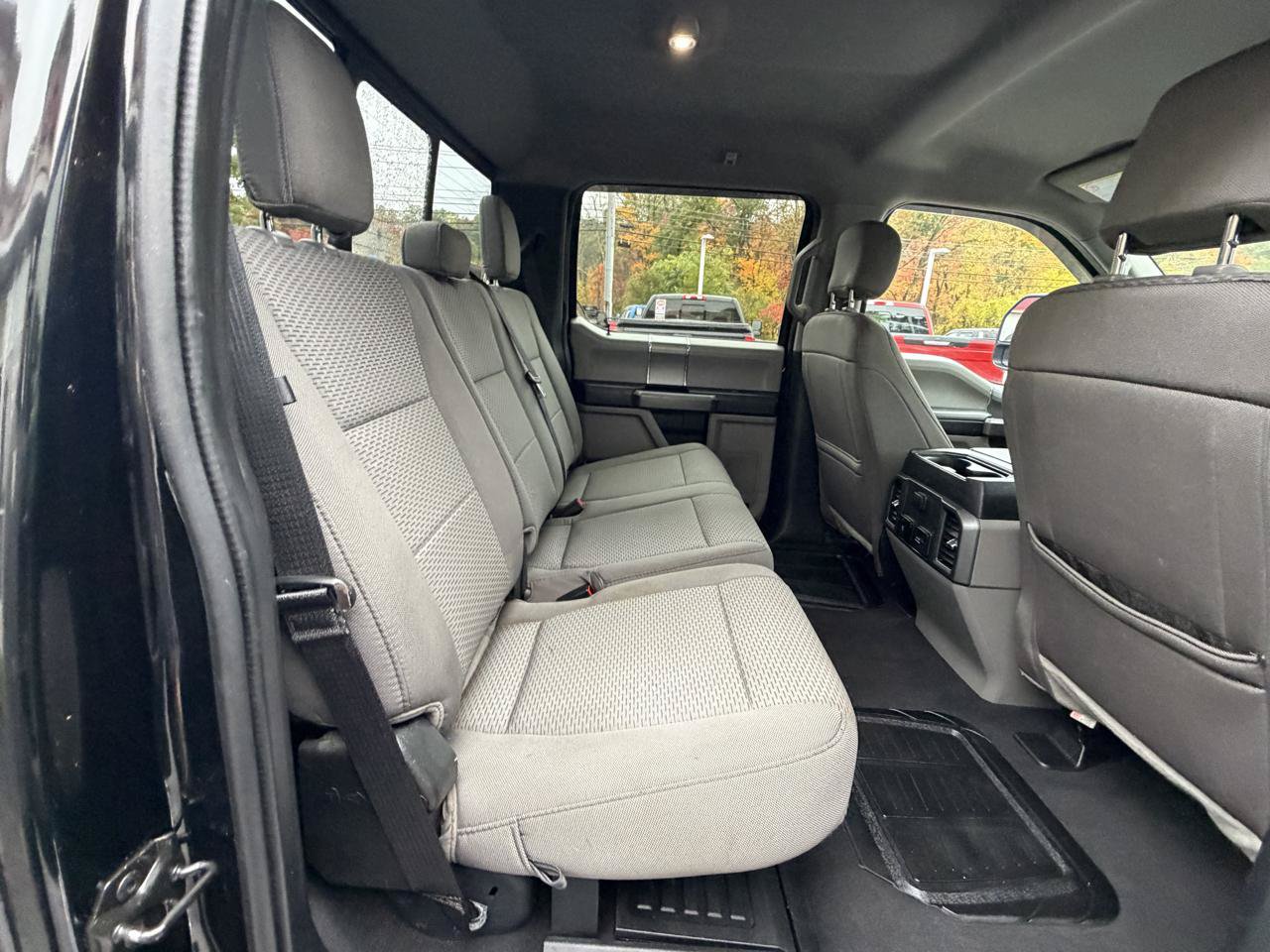 Used 2021 Ford F350 XLT w/ XLT Premium Package AWD/4WD image 39