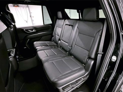 Used 2021 Chevrolet Tahoe Z71 w/ Luxury Package image 21