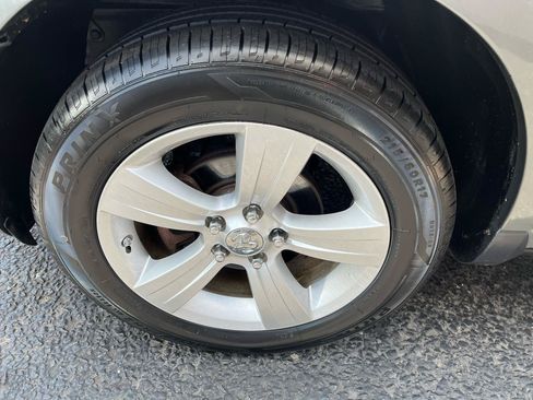 Used 2011 Dodge Caliber Mainstreet FWD image 13