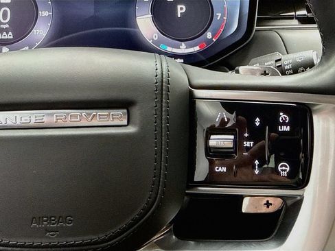 Used 2024 Land Rover Range Rover SE AWD/4WD image 12