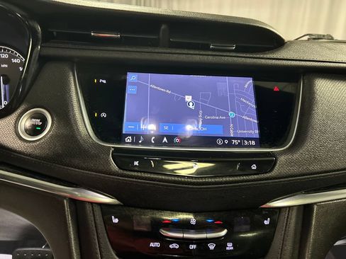 Used 2021 Cadillac XT5 Premium Luxury AWD/4WD image 17