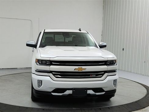 Used 2018 Chevrolet Silverado 1500 LTZ Z71 w/ LTZ Plus Package image 2