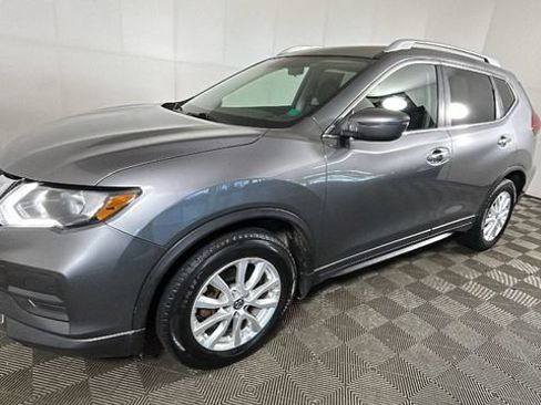 Used 2020 Nissan Rogue S FWD image 6