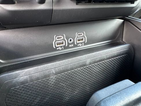 Used 2025 RAM 1500 Big Horn AWD/4WD image 30