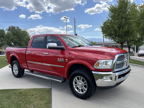 Used 2016 RAM 2500 Laramie w/ Convenience Group AWD/4WD image 8
