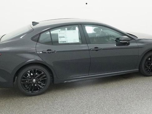 New 2026 Toyota Camry SE FWD image 13