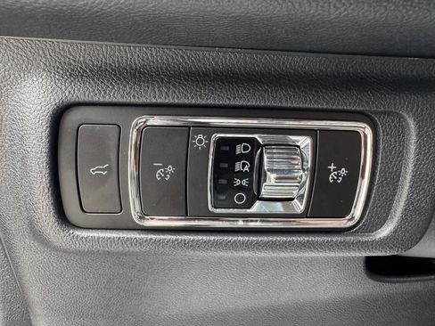 New 2026 Lincoln Corsair Premiere AWD/4WD image 17