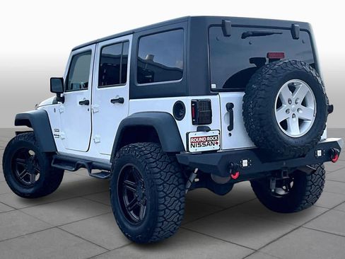 Used 2018 Jeep Wrangler Unlimited Sport S image 11