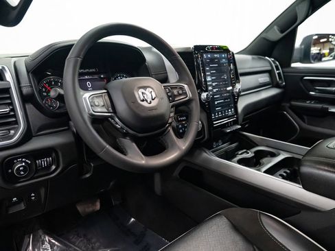 Used 2025 RAM 1500 Laramie image 25