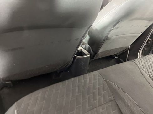 Used 2021 Nissan Kicks S FWD image 40