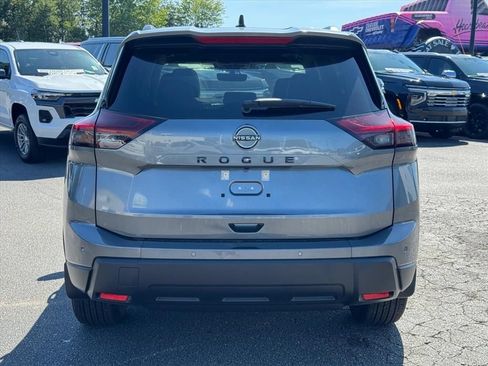 Used 2026 Nissan Rogue Dark Armor FWD image 4