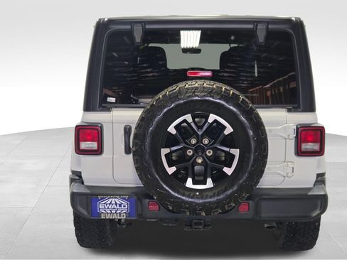 Certified 2023 Jeep Wrangler Unlimited Sahara w/ Dual Top Group AWD/4WD image 26