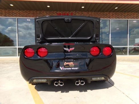 Used 2006 Chevrolet Corvette Convertible w/ Preferred Equipment Group RWD image 11