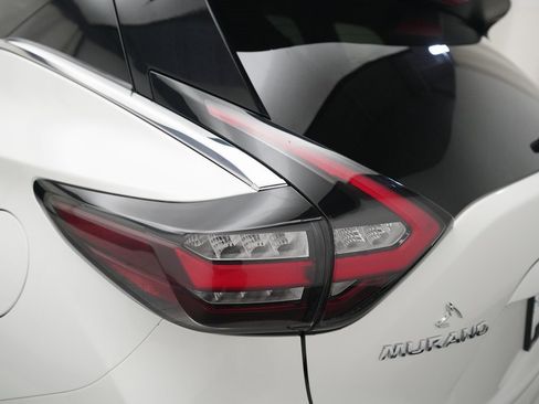 Used 2019 Nissan Murano SV w/ Premium Package image 32