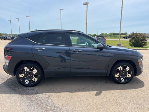 Used 2025 Hyundai Kona SEL FWD image 6
