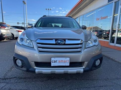 Used 2014 Subaru Outback 2.5i Limited image 2