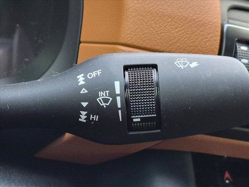 Used 2025 Lexus IS 350 F Sport RWD image 10