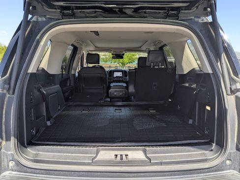 Used 2020 Ford Expedition Platinum AWD/4WD image 39