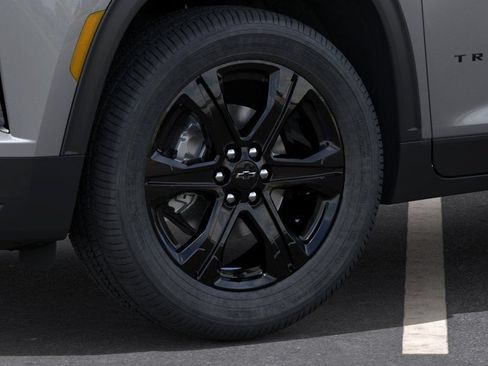 New 2027 Chevrolet Traverse LT w/ Midnight/Sport Edition FWD image 9