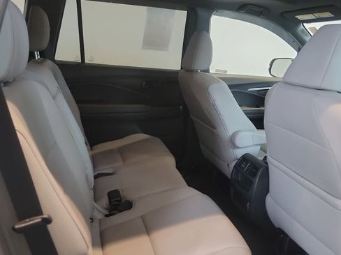 Used 2023 Honda Passport EX-L image 19