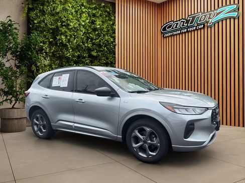 Used 2023 Ford Escape ST-Line AWD/4WD image 28