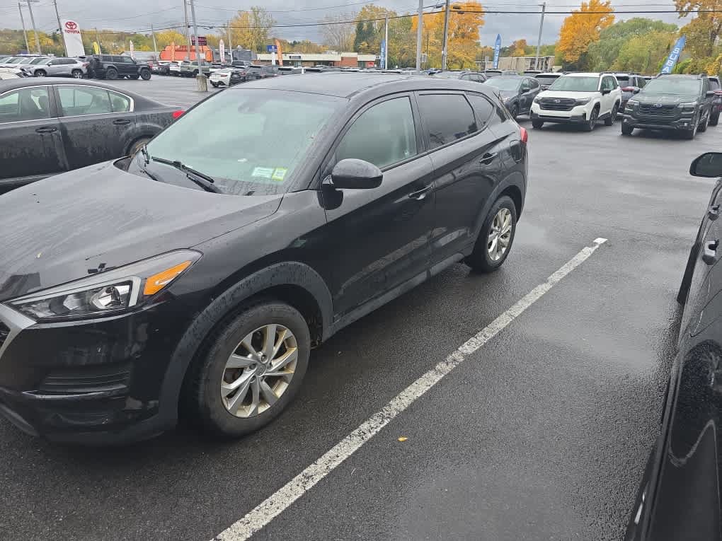 Used 2021 Hyundai Tucson SE w/ Cargo Package AWD/4WD image 2