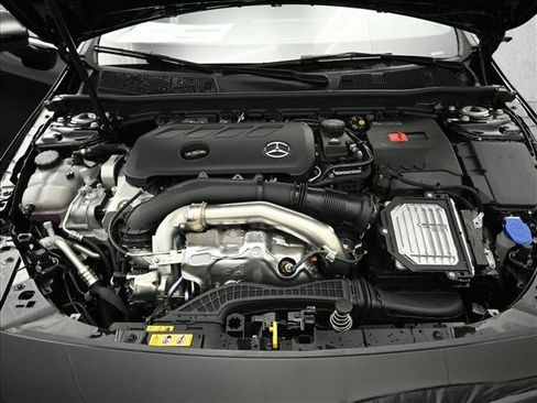 Certified 2025 Mercedes-Benz CLA 250 4MATIC image 28