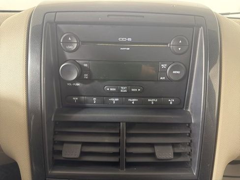 Used 2007 Ford Explorer Sport Trac XLT image 14