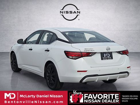 Used 2024 Nissan Sentra S FWD image 4