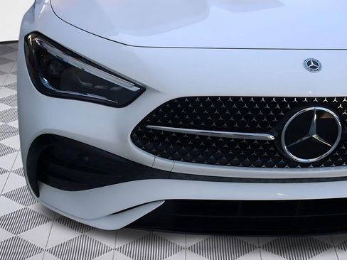 Used 2026 Mercedes-Benz CLE 300 4MATIC Coupe image 10