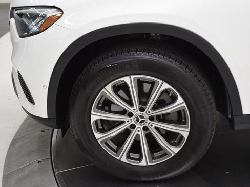 Certified 2023 Mercedes-Benz GLC 300 image 12