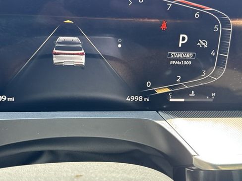 Used 2025 INFINITI QX80 Pure RWD image 12