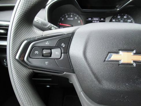 Used 2023 Chevrolet TrailBlazer LT FWD image 21