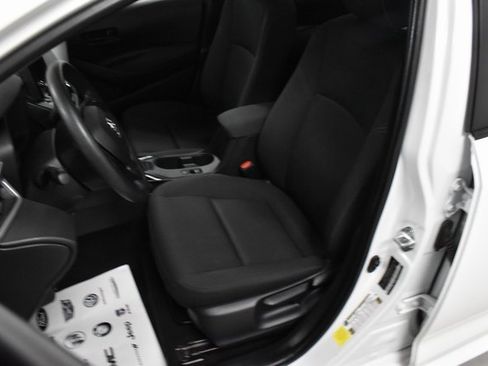Used 2024 Toyota Corolla LE image 13