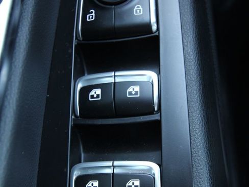 Used 2024 Kia Telluride EX w/ EX Captain's Chair Package image 24