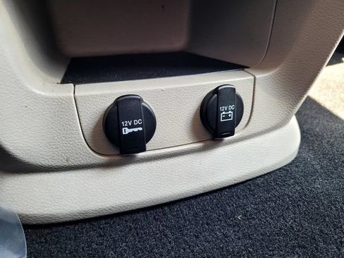 Used 2016 Dodge Grand Caravan SE w/ Quick Order Package 29E SE FWD image 16