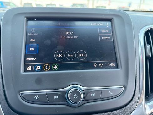 Used 2023 Chevrolet Equinox LS AWD/4WD image 16
