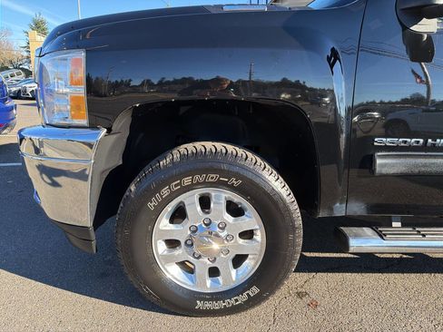 Used 2013 Chevrolet Silverado 3500 LTZ image 11