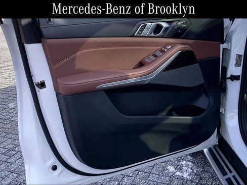 Used 2025 BMW X7 xDrive40i w/ Premium Package image 20