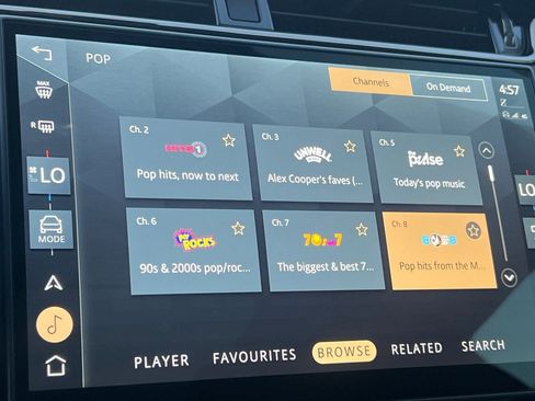 Used 2026 Land Rover Range Rover Evoque S image 25