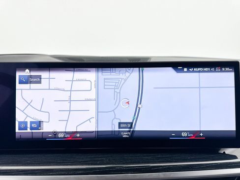Used 2023 BMW X7 M60i w/ Executive Package AWD/4WD image 25
