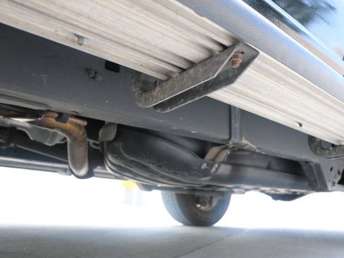 Used 2006 Toyota Sequoia SR5 RWD image 17