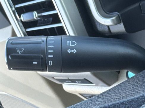 Used 2017 Ford F250 Lariat w/ Chrome Package image 45