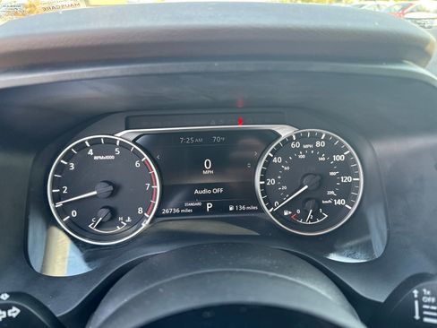 Certified 2022 Nissan Rogue SV image 16