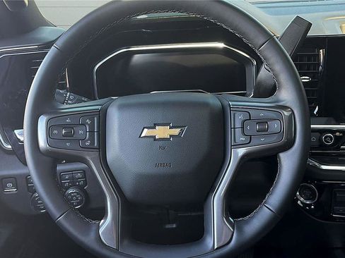 Used 2025 Chevrolet Silverado 2500 High Country w/ High Country Premium Package image 6