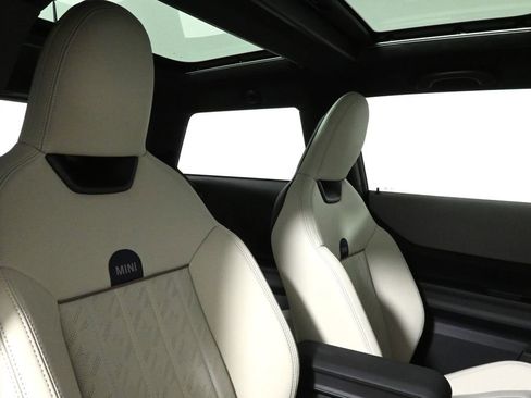 Used 2025 MINI Cooper S image 35