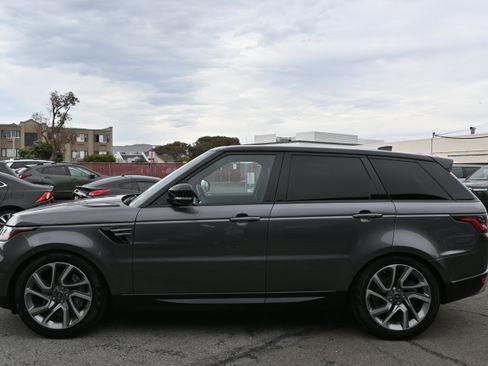 Used 2018 Land Rover Range Rover Sport HSE AWD/4WD image 3