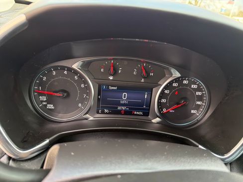 Used 2023 Chevrolet Equinox LT FWD image 14
