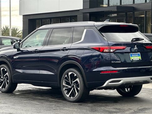 New 2025 Mitsubishi Outlander SEL image 7