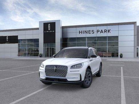 New 2026 Lincoln Corsair Premiere image 2